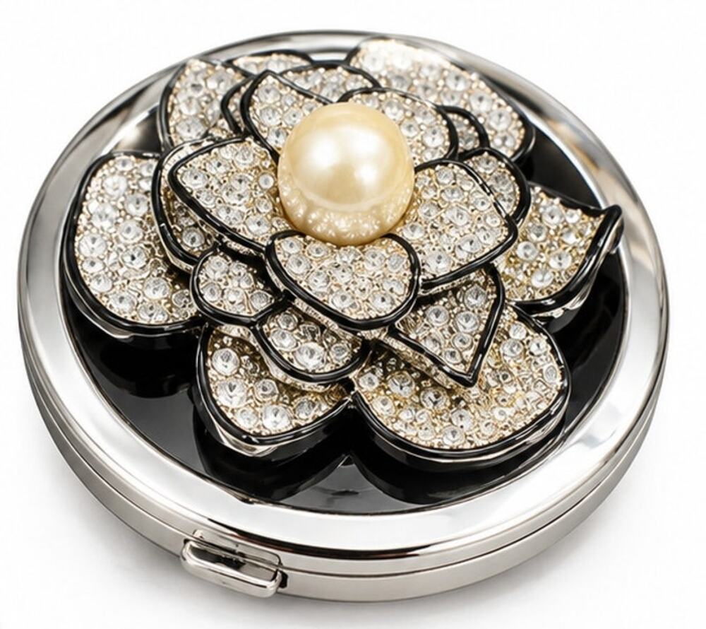 KENNETH JAY LANE KJL CRYSTAL FLOWER PEARL COMPACT MIRROR SILVER TONE W BOX